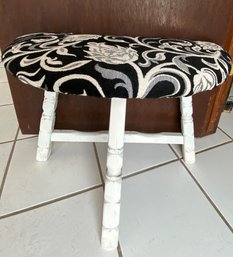 Half Circle Vanity Bench