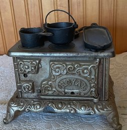 Royal Mini Vintage Stove