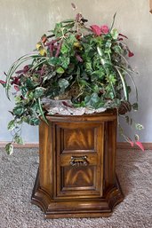 Classic End Table And Faux Geranium & Ivy