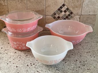 Pink Gooseberry Cinderella Pyrex In Excellent Condition