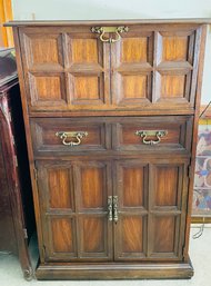 Vintage Lane Mahogany Bar Cabinet