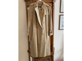 Burberry Womens Trench Coat