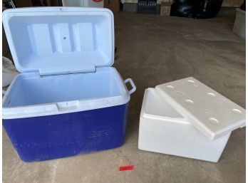 Rubbermaid Cooler