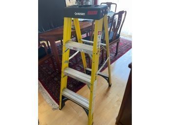 Husky 4 Foot Step Ladder