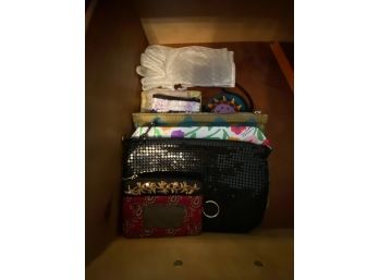 Women's Clutches, Makeup Bags & Coin Purses