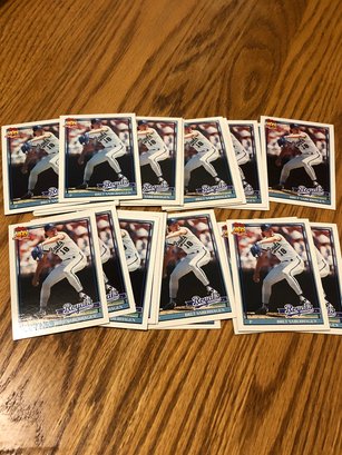 Lot Of (23)  1991 Topps Bret Saberhagen Baseball Cards