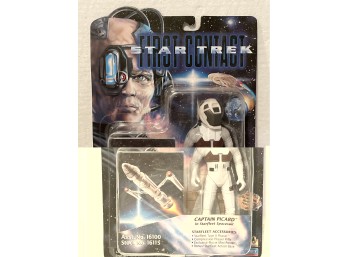 STAR TREK FIRST CONTACT CAPT PICARD SPACESUIT 6' ACTION FIGURE (Playmates, 1996)