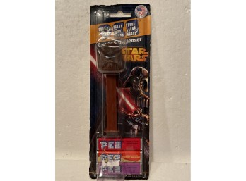 PEZ STAR WARS 2013 CHEWBACCA CANDY & DISPENSER