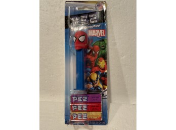 Pez Dispenser Marvel Spider-Man N.O.S. 2013 Sealed On Card