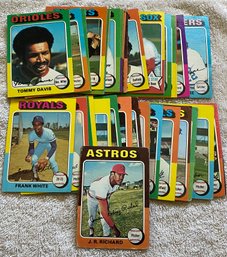 1975 Baseball Card  Lot Of 40