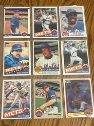 Lot Of (18) Assorted 1980s NY Mets Baseball Cards