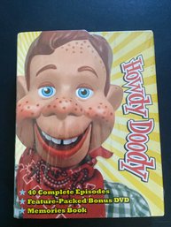 Howdy Doody 40 Complete Episodes   DVD   2008   B&W   5 Disc Set  Memories Book