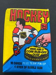 1980-1981 Topps Hockey Unopened Wax Pack