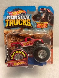 Hot Wheels Monster Trucks 2020 Giant Wheels 1:64  Crushable Car