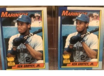 Lot Of 2 KenGriffey JR 1990 ToppsCards