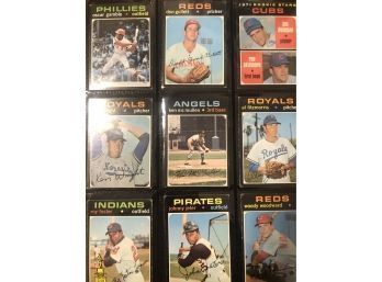 Lot Of (18) Assorted 1971 Topps Baseball Cards