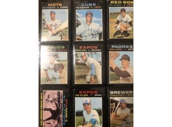 Lot Of (18) Assorted 1971 Topps Baseball Cards