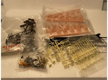 HO Scale Train Accessories