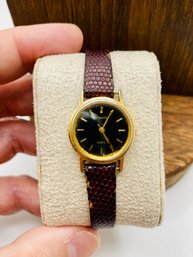 Vintage Pulsar Women's Gold Tone Case Black Dial Quartz Watch With Genuine Lizard Band - 6