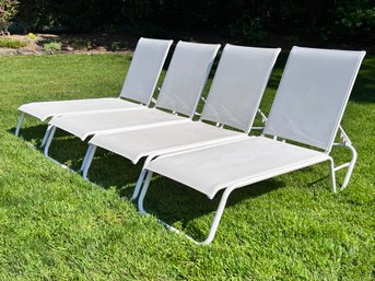 Set Of 4 Armless Metal And Mesh White Lounge Chairs For Pool - No Brand