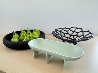 Collection Of Three Display Or Serving Dishes - Black & Mint Green Wood & Metal