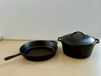 Pairing Of Black Lodge Seasoned Cast Iron Cookware - Skillet & Dutch Oven