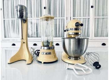 Collection Of Yellow Small Appliances - Kitchen Aid Stand Mixer, Waring Blender, Waring Heavy Duty Drink Mixer