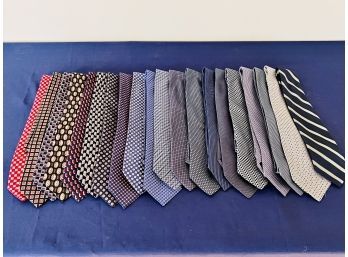 Collection Of 19 Silk Ties  - Designer