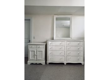 Set Of Lexington Distressed Painted White Dresser/mirror And Single Nightstand