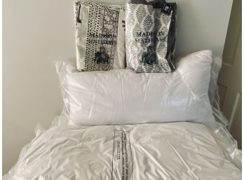 Brand New In Package Pair Of Madison Matthews King Batik Coverlets And 2 King Pillows