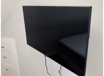 Samsung UN43TU8000F 43' Flat Screen TV (Apartment)