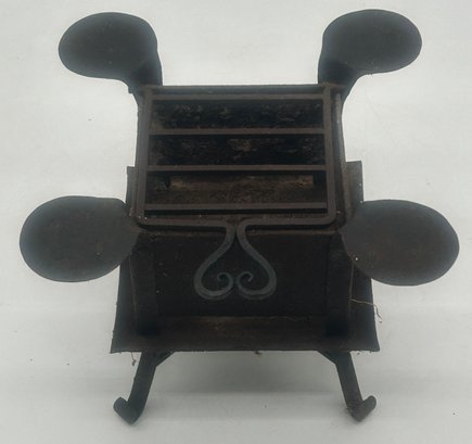 Revolutionary War Era Wrought Iron Small Cooking Braiser With Lift Top With Heart, 9.25' Sq X 7'H