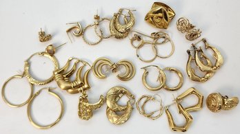 30.42 Grams 14K Yellow Gold Weighing A Gross , 15 Pairs & 5 Singles  Hoops, Studs, Figural, Plain