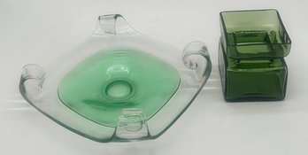2 Pcs Glass - Art Glass Centerpiece 10' Sq. X 3'H And Green Square  Vase
