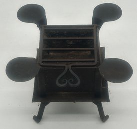 Revolutionary War Era Wrought Iron Small Cooking Braiser With Lift Top With Heart, 9.25' Sq X 7'H