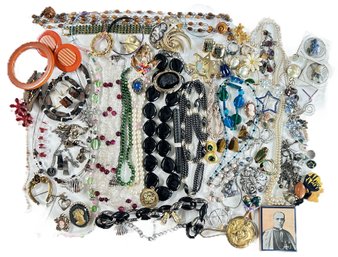 Mixed Costume Jewelry Lot - Bakelite, Tigers Eye, Cameos, Pendants, Wood Bead Necklace, Pins & Other, 2.6 Lbs