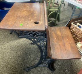 Antique A.H. Andersons & Co Cast Iron & Wood No. 2 Child's School Desk With Lift Seat, 24' X 27.5' X 28.5'H