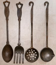 4 Pcs Cast Iron Cooking Utensils