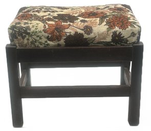 Vintage Dark Oak Footstool With Removable Upholstered Cushion, 20' X 14' X 16.75'H
