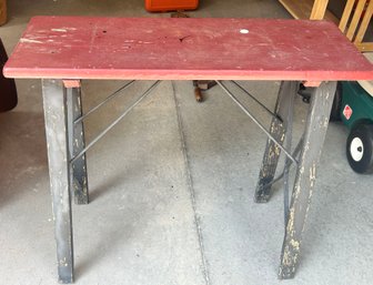 Unusual Painted Black & Red Wooden Patio Table With Metal Support Brackets