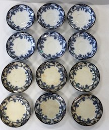 12 Pieces Of Staffordshire 'iris' Pattern Royal Pottery - England - 6-cup Saucers - 6 Small Plates