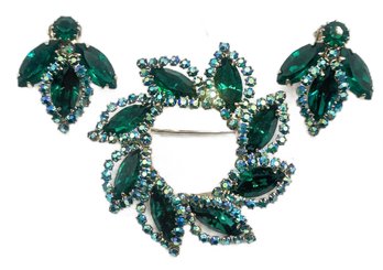 Vintage WEISS Emerald Green & Rhinestone Leaf Inspired 2' Diam. Brooch And Clip Earrings Set