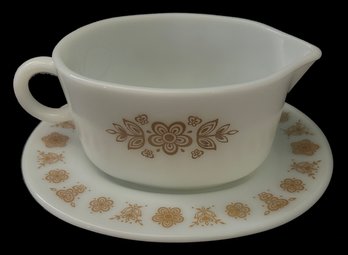 Vintage Pyrex Gold Butterfly Pattern Gravy Boat And Underplate, Great Condition