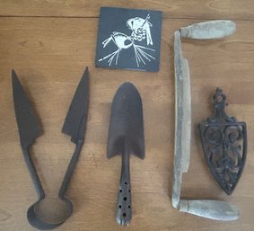 5 Pcs - Chickadee B&W Tile Hand Sheep Shears, Metal Spade, Trivet & Pull Blade