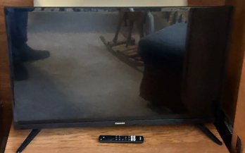 Toshiba Flat Screen Television With Remote - 32'