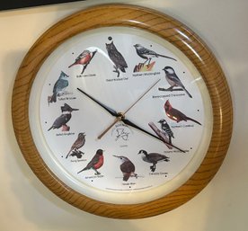 Audubon Society Quartz Battery Operated Bird Clock Depicting 12 Various Birds - 17.5' R