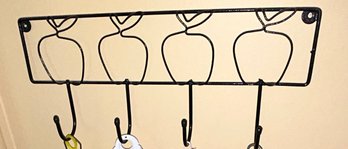 Apple Themed Bent Wire Wall Rack With 4-Hooks - 17.5 X 2.25 X 7' H