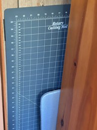 Various Sizes Of Rotary Cutting And Measuring Mats, Seamstress, Sewing, Crafts - 57.5 X 36'