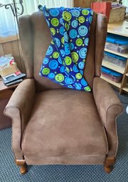 Suede Wing Back Recliner Chair - 28 X 33 X 40' H