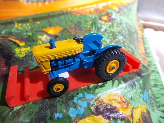 Lesney - 1960's Vintage #39 Matchbox Series Ford Tractor